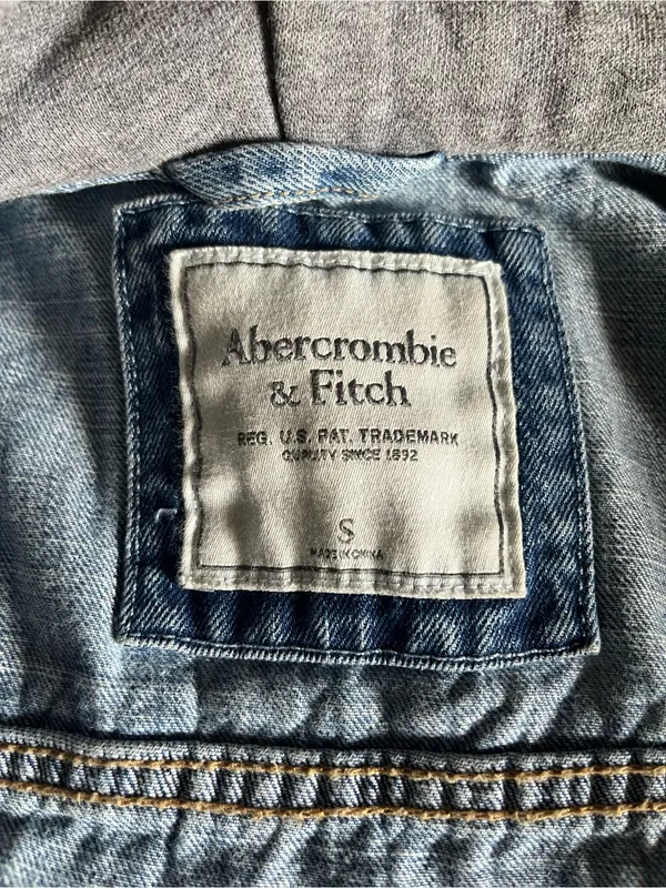 Y2K Abercrombie & Fitch Women's Hooded Jean Trucker Jacket Size S - Image 6