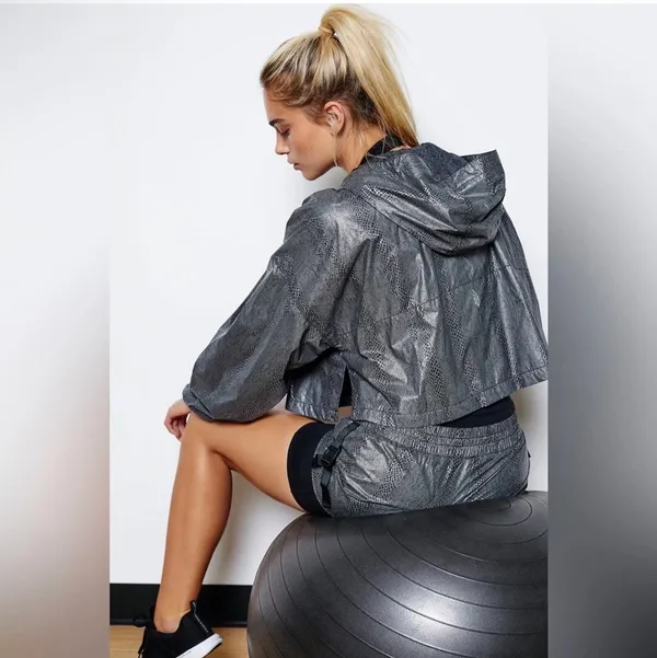 EUC Free People Diamond Back Reflective Jacket XS - Image 2