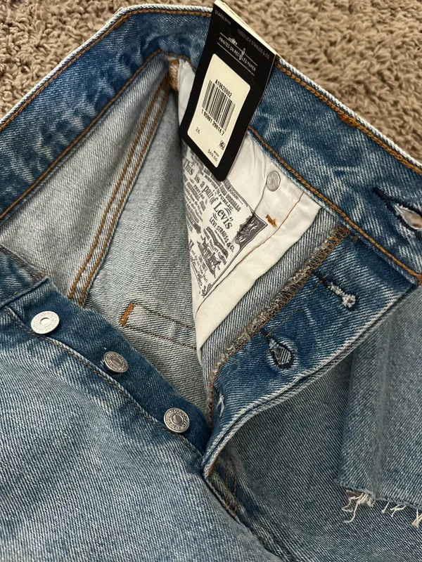 Levi's 501 Shorts - Image 7