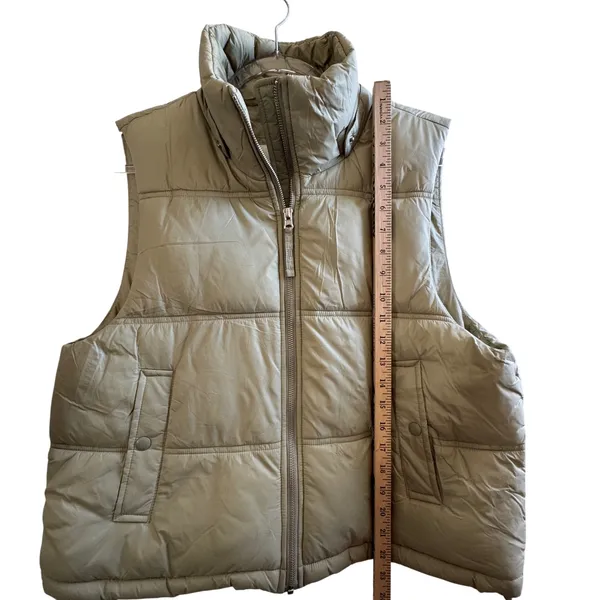 American Eagle Sage Green Puffer‎ Vest Womens Large Quilted Full Zip Gorpcore - Image 7