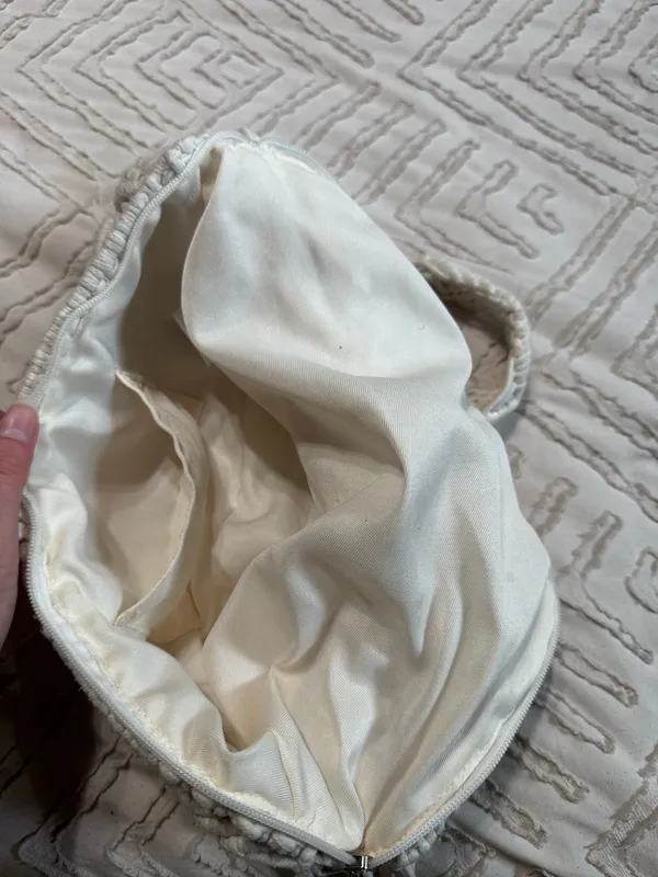 Alger’s state macrame sling bag - Image 3