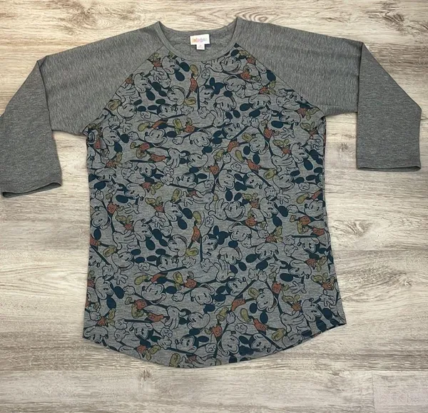 LuLaRoe Heather Gray with Mickey Mouse Disney Print 3/4 Sleeve Tee Medium - Image 2