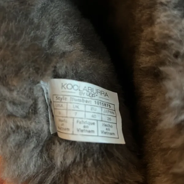 Koolaburra by UGGs size 9 - Image 4