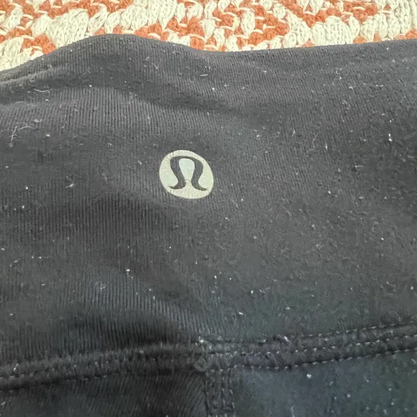 Lululemon Black Crop Leggings Size 6 - Image 3