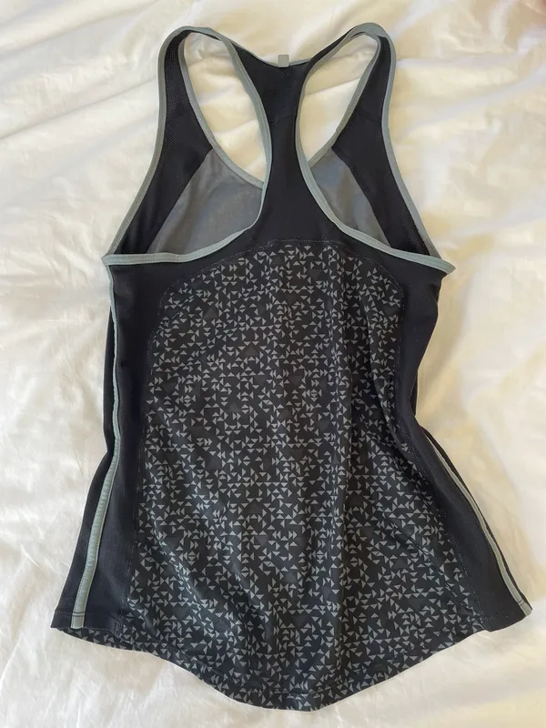 Nike Sports Tank - Image 4
