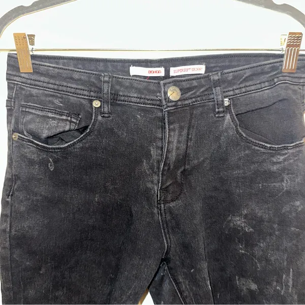 Bongo Black/Gray-washed Distressed Denim Shorts super soft skinny size 11 - Image 12