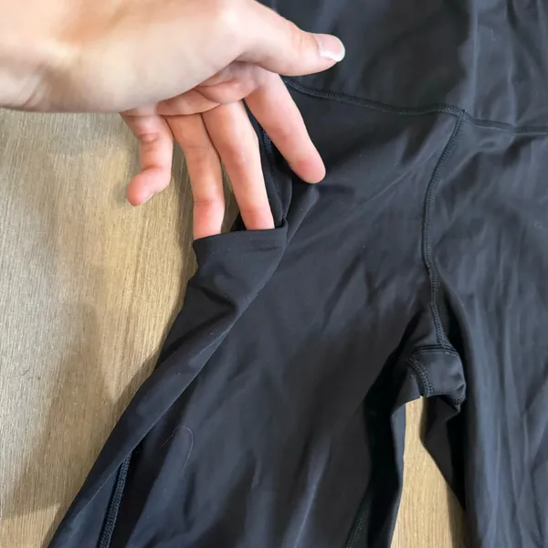 Athleta Black Ultimate Stash Crop Legging - Image 4