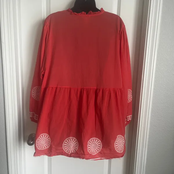 Women's‎ Cato Red Embroidered Blouse 22/24W - Image 2