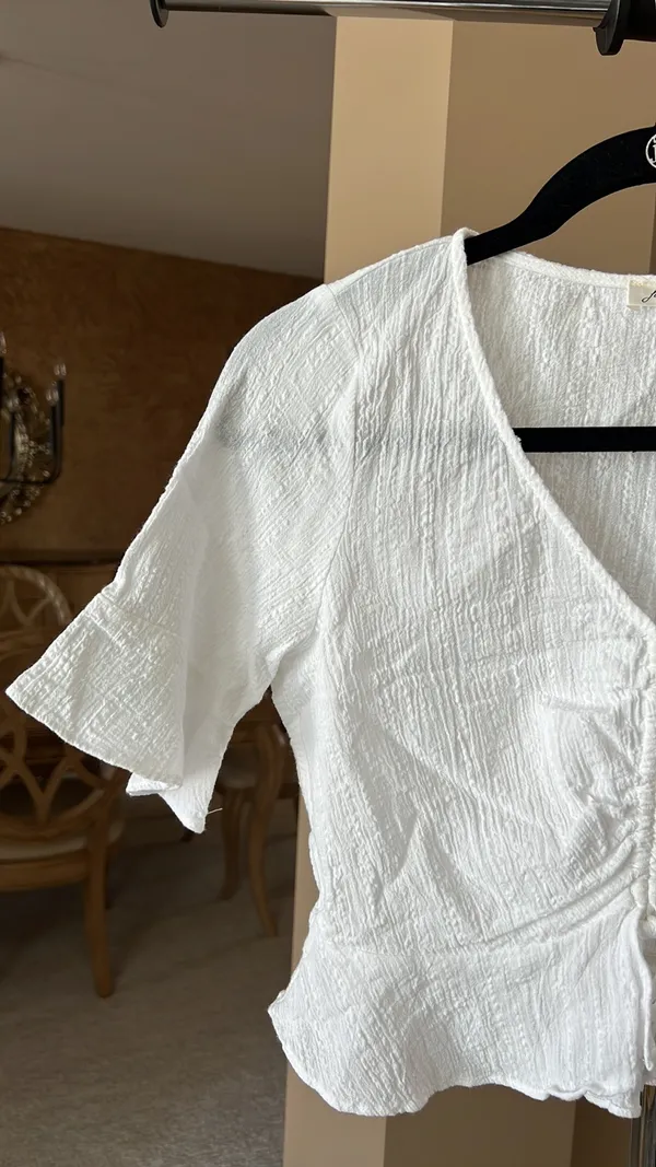 Just In White Top Size M - Image 3