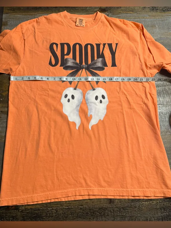 Comfort Colors Orange 'Spooky' Tee with Ghost Bow Graphic - Image 5