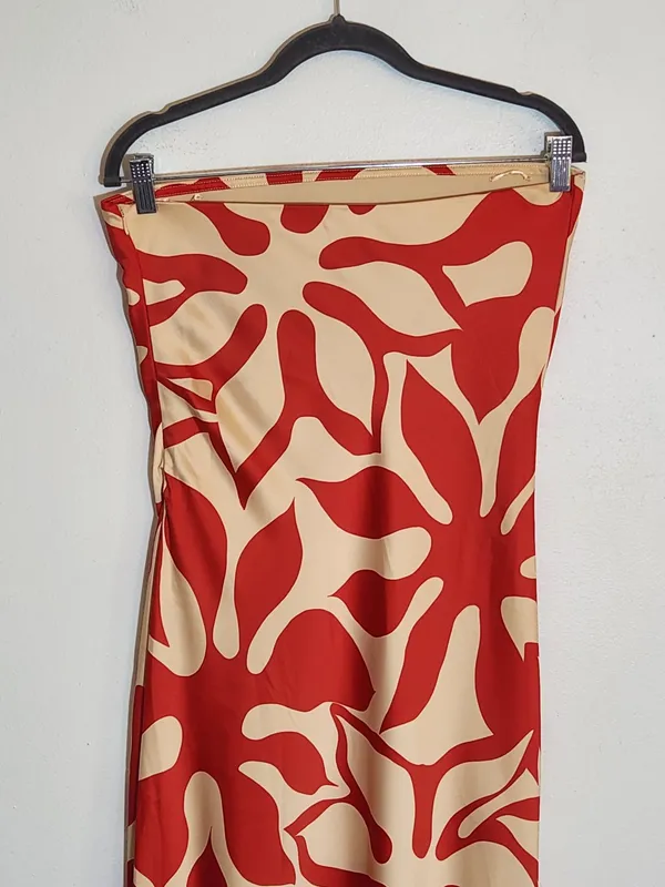 House of Harlow Red and Cream Tropical Print Satin Strapless Maxi Dress Size Med - Image 5