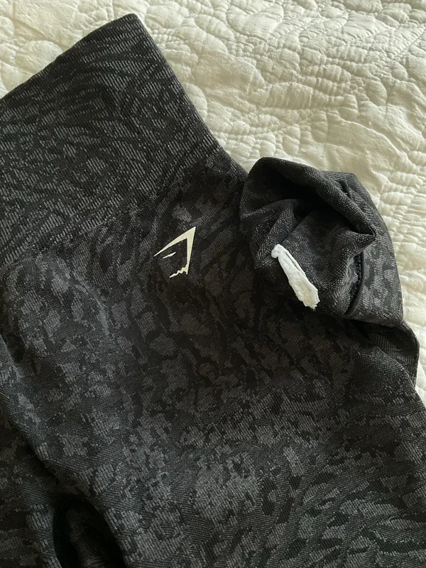Gymshark Adapt Camo Leggings Black - Image 3