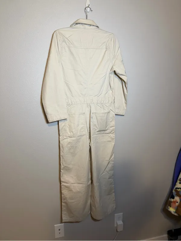 Levi’s Iconic Denim Coverall Jumpsuit NWT $128 small - Image 5