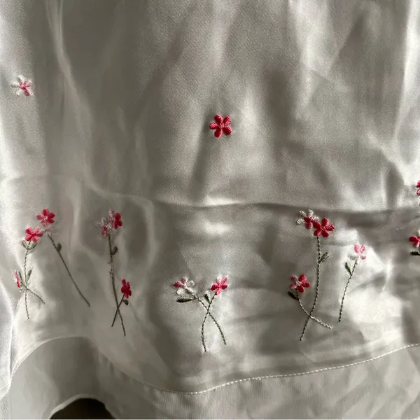 Women’s Pajamagram White Floral Embroidered Mesh Satin Chemise Nightgown Slip L - Image 2