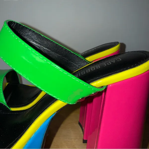 Cape Robbin Neon Colored Double Strap Platform Mule Heels Women’s Size 9 NEW - Image 10