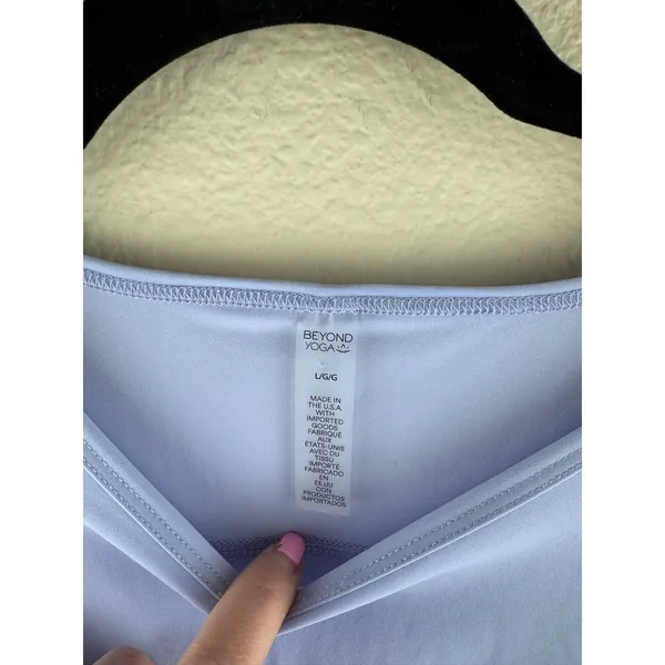NWT Beyond‎ Yoga Lite Airshield Cropped Top WK7925 Pullover L Athleisure - Image 6