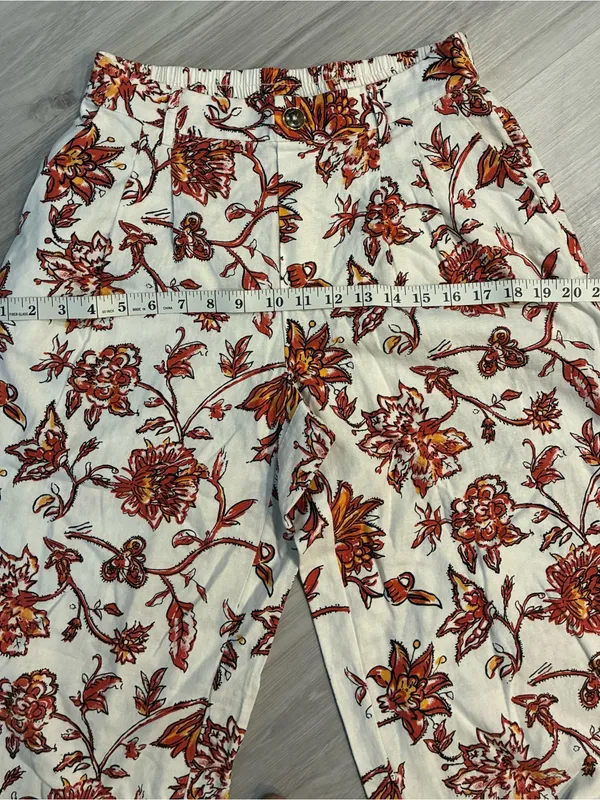 Marc New York White Pants with‎ Orange Floral Accents 55% Linen - Image 7