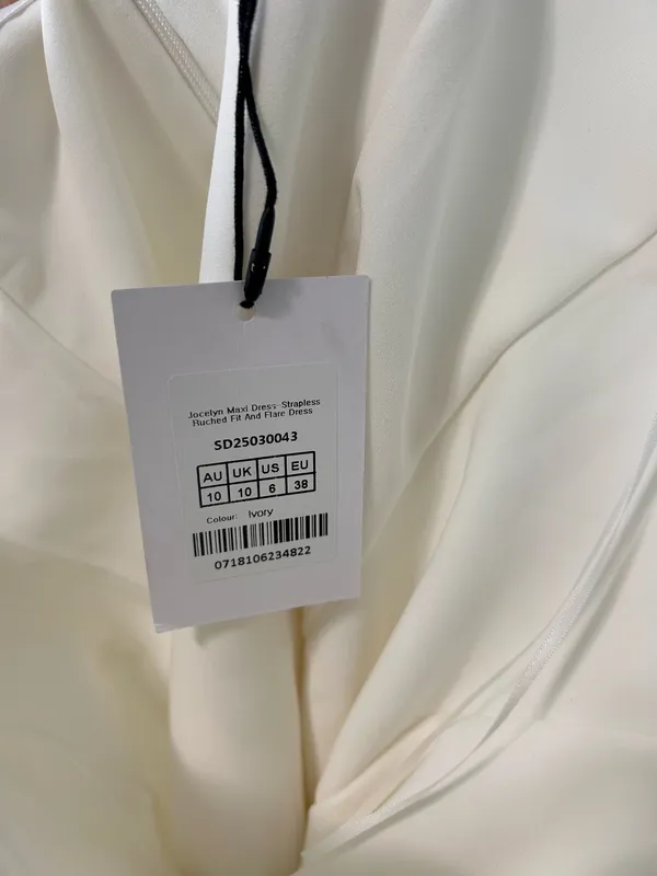New Showpo Jocelyn Maxi Dress Strapless Fit & Flare Dress Size Small MSRP $149 - Image 8