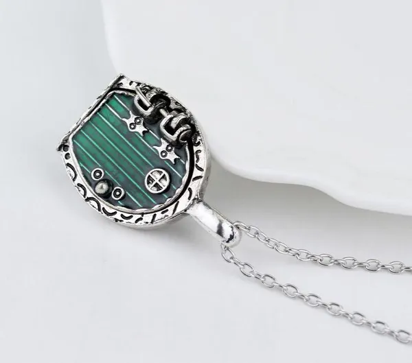 Silver Hobbit Hole, Lord of The Rings Pendant Locket Necklace - Green Door - Image 4