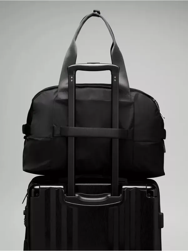 Lululemon City Adventurer Duffle Travel Bag 29L - Image 4