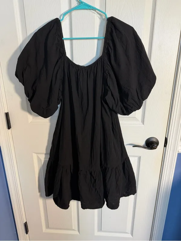 entro Black Smocked Waist Mini Dress with Puff Sleeves & Detailing Large - Image 4
