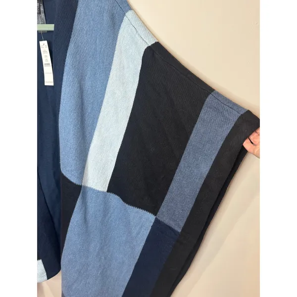 White House Black Market NWT Color Block Poncho Women's One Size Fits‎ All Blue - Image 3