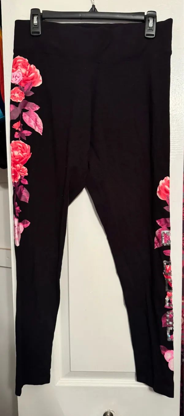 PINK Victoria's Secret Yoga Leggings - Image 2