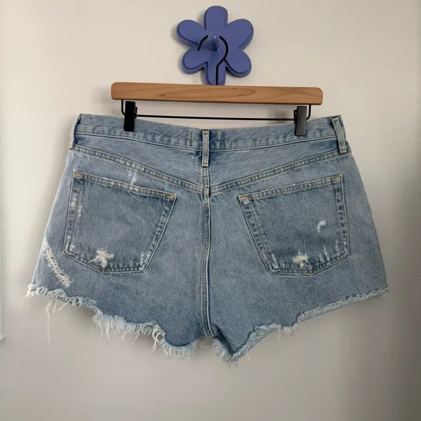 Agolde 32 Parker Vintage Cut Off Short Swapmeet Distressed Light Wash - Image 3