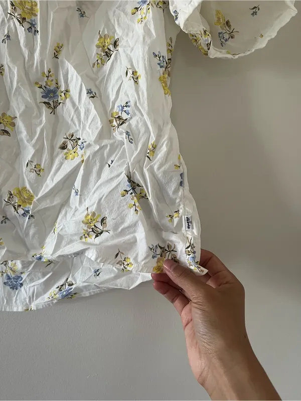 Levi's 100% Cotton White Floral Puff Sleeve Peasant Top Large Cottagecore - Image 3