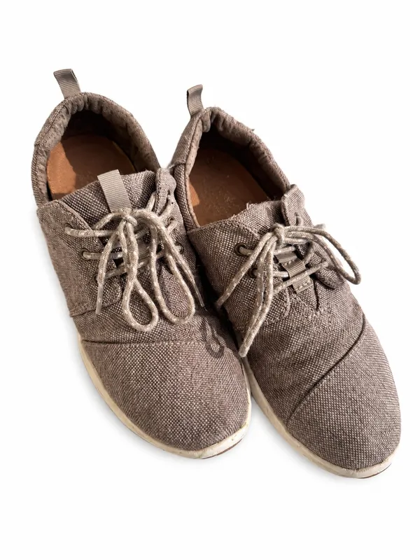 Toms Women’s Shoes 8 - Image 5
