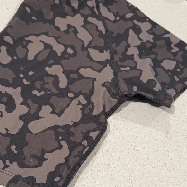 PARAGON Women's Camouflage Crop Top - Black and Gray - Image 4