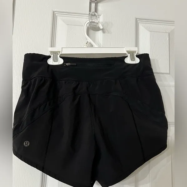 lululemon shorts 4” - Image 2