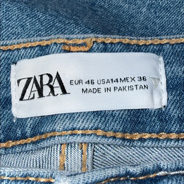 Zara High Rise Straight Leg Light Blue Wash Raw Distressed Hem Jeans - Image 7