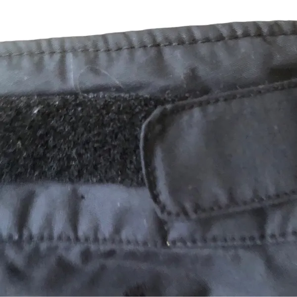 Columbia Women’s Convert Snowboard Snow Pants Black Size M Waterproof Breathable - Image 3