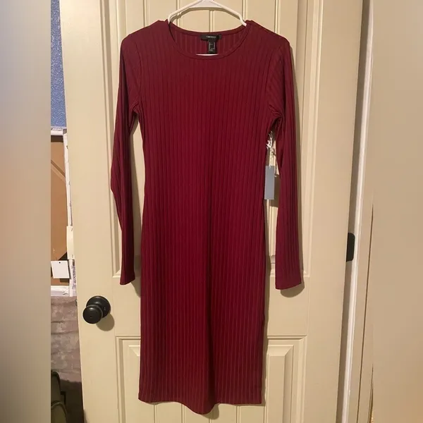 Forever 21 Maroon Ribbed Long Sleeve Fitted Bodycon Dress NWT - Image 2