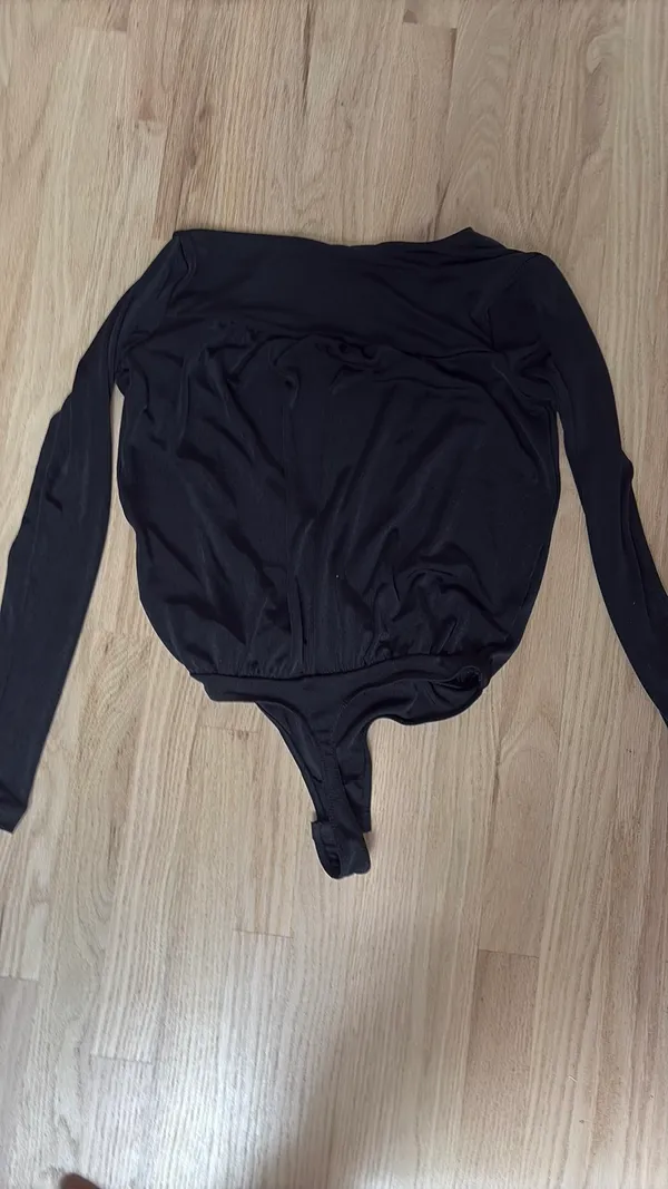 Free People Long Sleeve Bodysuit Black - Image 4