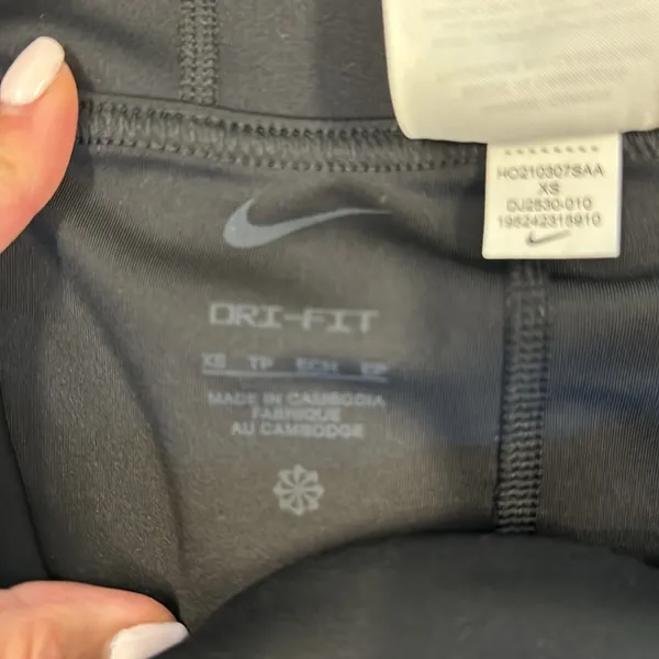 Nike Dri Fit skirt - Image 3