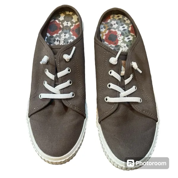 Timberland Slip On Brown Canvas Sneakers Size 8 - Image 2