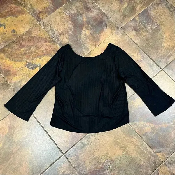 Who What Wear Black Ribbed Blouse Bell Sleeves 2X - Image 4