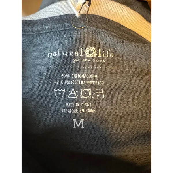 Natural Life Happy Face Daisy Rainbow Graphic Ringer Tee NWT Gray Oversized M - Image 4
