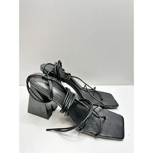 Wild Diva Sandals‎ Womens Size 9 Black Wraparound Square Toe Heels - Image 2