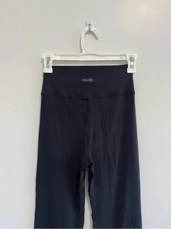 Nuuds motion flare leggings small Black - Image 7