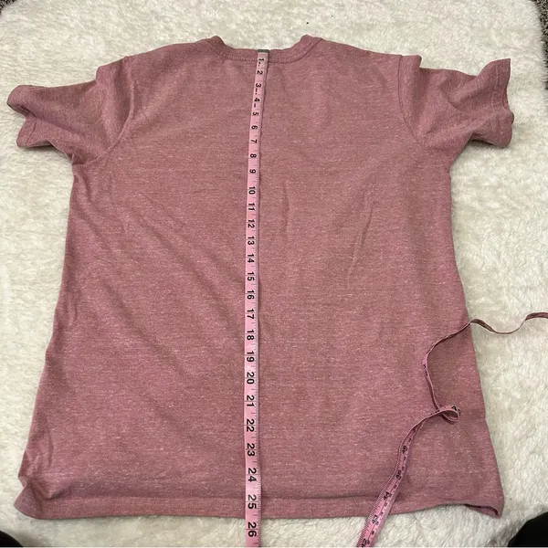 Carhartt women’s medium pocket tee - Image 4