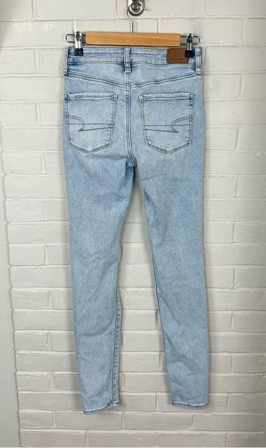 American Eagle Distressed Light Wash High Rise Jegging Size 2 - Image 9
