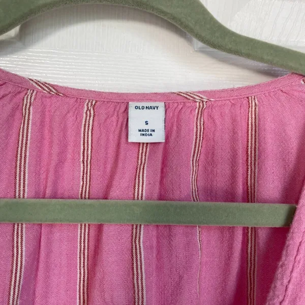 Old Navy pink striped wrap blouse top - Image 3