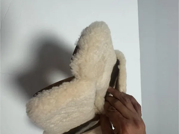Raye Fuzzy Sandals Size 7.5 - Image 4