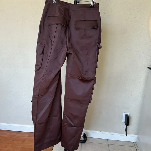 Host‎ of cb Daria cargo chocolate trousers pants NWOT size XS - Image 11