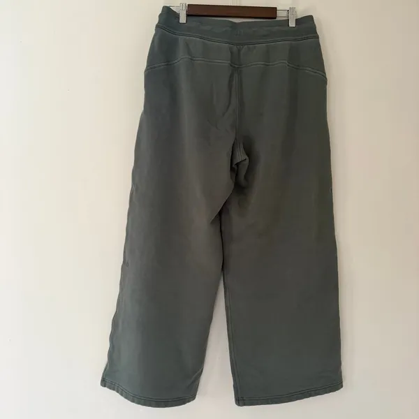 Lululemon Scuba Mid Rise Wide Leg Pant Full Length Green Women's‎ Size 10 - Image 8