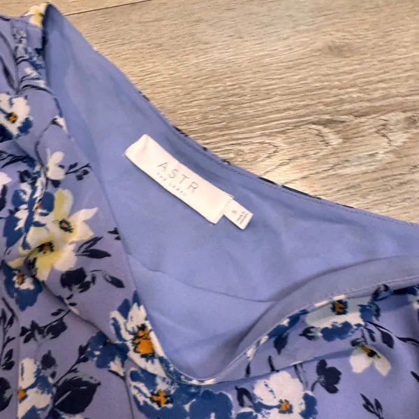 ASTR The Label‎ Blue Floral Size Small S One Shoulder Ruffle Mini Dress Womens - Image 4