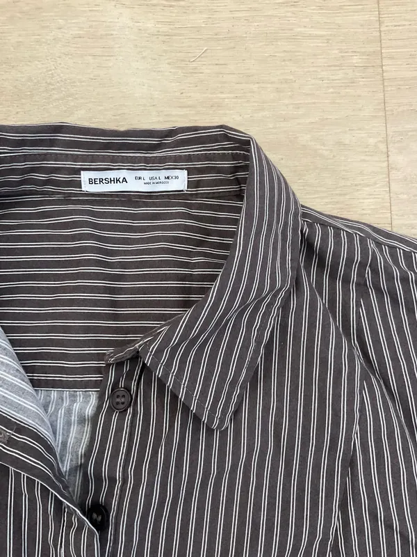 Bershka Button-Up Top - Image 3